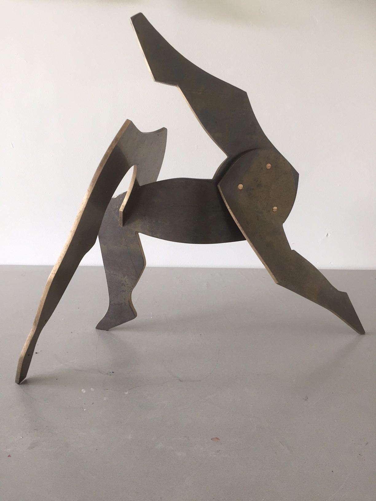 Lopen – 57x49x22 cm, messing